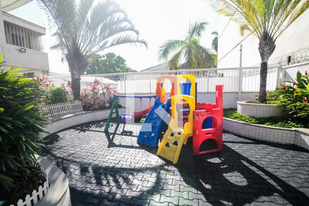 Apartamento para alugar com 141m², 3 quartos e 2 vagas Apartamento para alugar com 141m², 3 quartos e 2 vagasÁrea comum - Playground