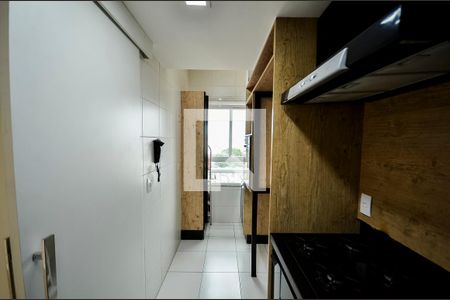 Apartamento para alugar com 141m², 3 quartos e 2 vagas Apartamento para alugar com 141m², 3 quartos e 2 vagasCozinha e Área de Serviço