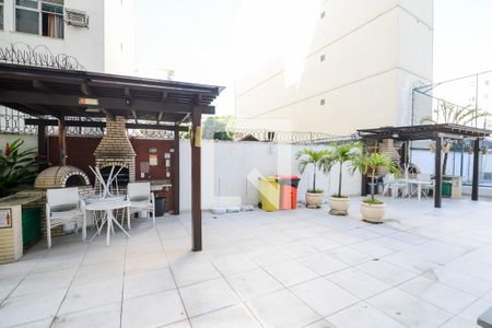 Apartamento para alugar com 141m², 3 quartos e 2 vagas Apartamento para alugar com 141m², 3 quartos e 2 vagasÁrea comum - Churrasqueira