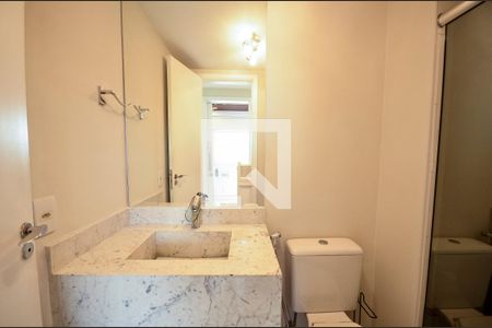 Apartamento para alugar com 141m², 3 quartos e 2 vagas Apartamento para alugar com 141m², 3 quartos e 2 vagasBanheiro 2