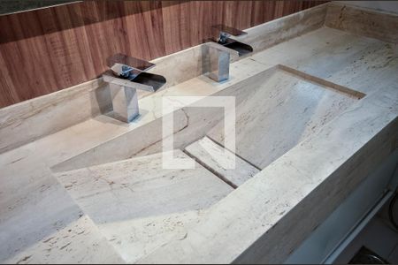 Apartamento para alugar com 141m², 3 quartos e 2 vagas Apartamento para alugar com 141m², 3 quartos e 2 vagasBanheiro da Suíte 2