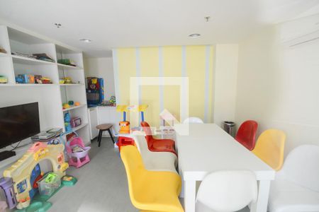 Apartamento para alugar com 141m², 3 quartos e 2 vagas Apartamento para alugar com 141m², 3 quartos e 2 vagasBrinquedoteca