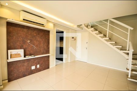 Sala de apartamento para alugar com 3 quartos, 141m² em Tijuca, Rio de Janeiro