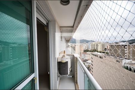 Apartamento para alugar com 141m², 3 quartos e 2 vagas Apartamento para alugar com 141m², 3 quartos e 2 vagasVaranda da Suíte 1