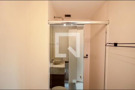 Apartamento para alugar com 141m², 3 quartos e 2 vagas Apartamento para alugar com 141m², 3 quartos e 2 vagasBanheiro 2