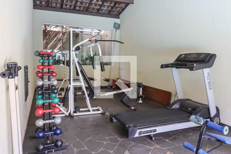 Apartamento para alugar com 33m², 1 quarto e 1 vaga Apartamento para alugar com 33m², 1 quarto e 1 vagaAcademia