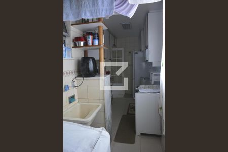 Apartamento à venda com 71m², 2 quartos e 2 vagasÁrea de Serviço