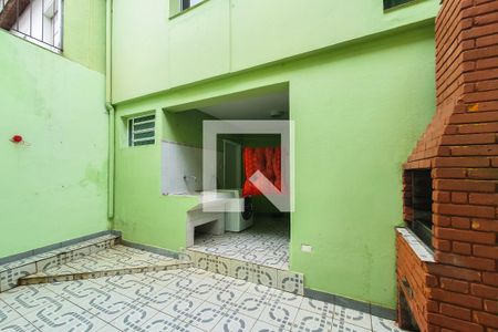Casa à venda com 210m², 4 quartos e 2 vagas Casa à venda com 210m², 4 quartos e 2 vagasChurrasqueira
