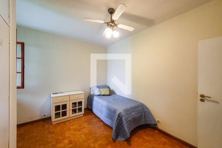 Casa à venda com 210m², 4 quartos e 2 vagas Casa à venda com 210m², 4 quartos e 2 vagasQuarto 1