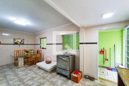 Casa à venda com 210m², 4 quartos e 2 vagas Casa à venda com 210m², 4 quartos e 2 vagasCozinha