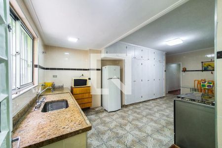 Casa à venda com 210m², 4 quartos e 2 vagas Casa à venda com 210m², 4 quartos e 2 vagasCozinha