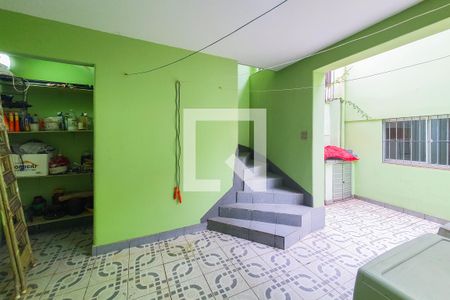 Casa à venda com 210m², 4 quartos e 2 vagas Casa à venda com 210m², 4 quartos e 2 vagasLavanderia