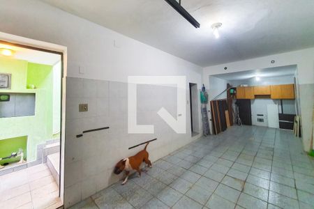 Casa à venda com 210m², 4 quartos e 2 vagas Casa à venda com 210m², 4 quartos e 2 vagasGaragem