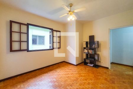 Casa à venda com 210m², 4 quartos e 2 vagas Casa à venda com 210m², 4 quartos e 2 vagasQuarto 2