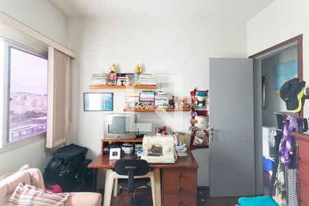 Apartamento à venda com 120m², 4 quartos e 2 vagasQuarto 2