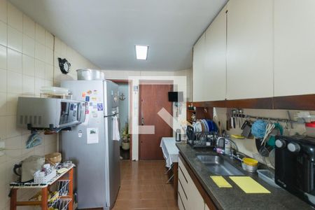 Apartamento à venda com 120m², 4 quartos e 2 vagasCozinha e Área de Serviço