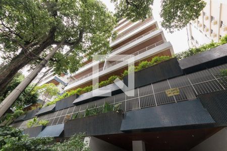 Apartamento à venda com 120m², 4 quartos e 2 vagasFachada