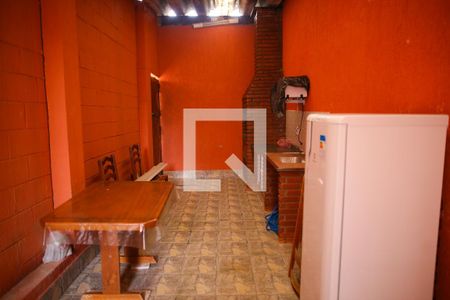 Apartamento para alugar com 60m², 2 quartos e 1 vaga Apartamento para alugar com 60m², 2 quartos e 1 vagaÁrea comum - Churrasqueira