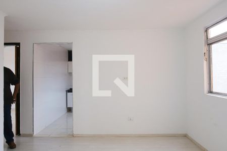 Sala de apartamento para alugar com 2 quartos, 60m² em Vila Camilopolis, Santo André
