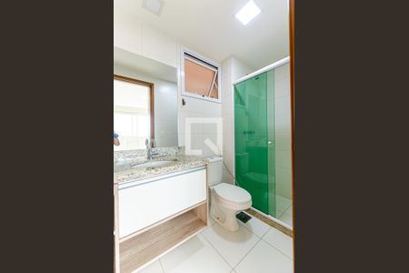 Banheiro da Suíte de apartamento à venda com 2 quartos, 70m² em Centro, Niterói