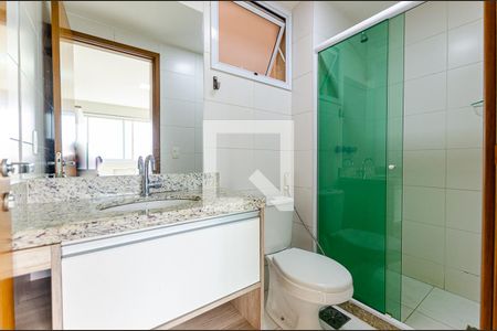 Banheiro da Suíte de apartamento à venda com 2 quartos, 70m² em Centro, Niterói