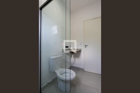 Casa para alugar com 70m², 2 quartos e 1 vaga Casa para alugar com 70m², 2 quartos e 1 vagaBanheiro