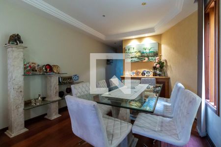 Sala de casa para alugar com 3 quartos, 220m² em Vila Jacuí, São Paulo