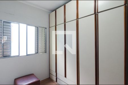 Casa à venda com 199m², 3 quartos e 2 vagasQuarto 2