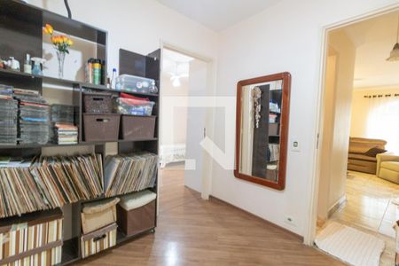 Casa à venda com 150m², 4 quartos e 3 vagas Casa à venda com 150m², 4 quartos e 3 vagasHall