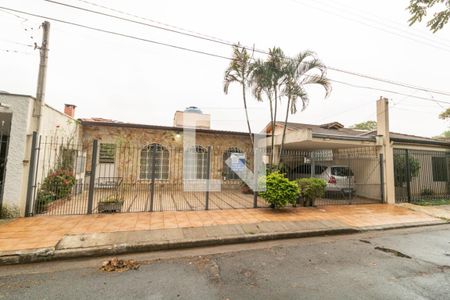 Casa à venda com 150m², 4 quartos e 3 vagas Casa à venda com 150m², 4 quartos e 3 vagasFachada