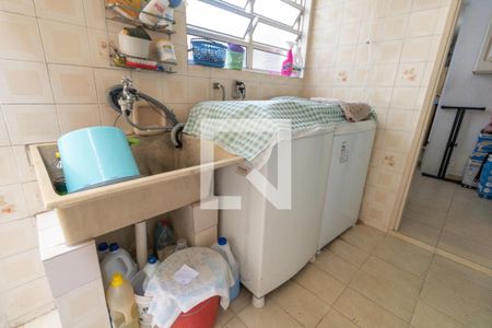 Casa à venda com 150m², 4 quartos e 3 vagas Casa à venda com 150m², 4 quartos e 3 vagasÁrea de Serviço