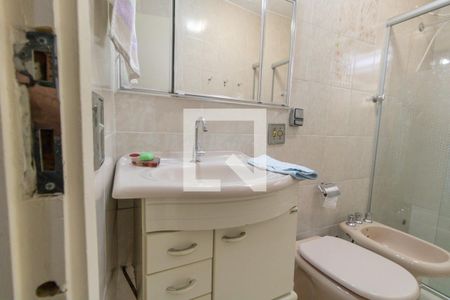 Casa à venda com 150m², 4 quartos e 3 vagas Casa à venda com 150m², 4 quartos e 3 vagasBanheiro
