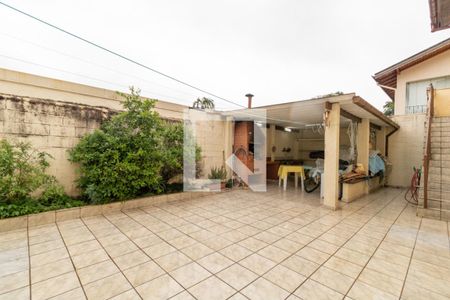 Casa à venda com 150m², 4 quartos e 3 vagas Casa à venda com 150m², 4 quartos e 3 vagasQuintal