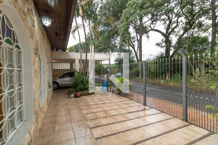 Casa à venda com 150m², 4 quartos e 3 vagas Casa à venda com 150m², 4 quartos e 3 vagasJardim