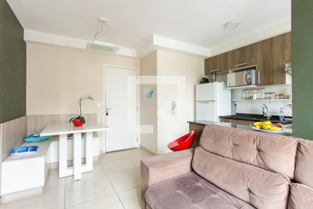 Sala de apartamento para alugar com 2 quartos, 49m² em Itaquera, São Paulo