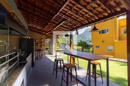 Casa à venda com 350m², 6 quartos e 6 vagasChurrasqueira