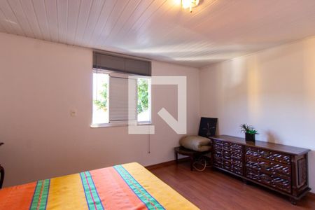 Casa à venda com 350m², 6 quartos e 6 vagasCasa de Hóspedes