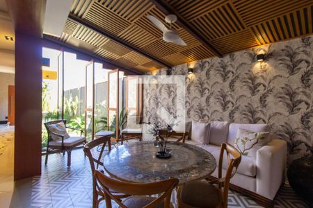 Sala 1º Andar de casa à venda com 6 quartos, 350m² em Santa Teresa, Rio de Janeiro