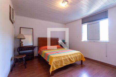 Casa à venda com 350m², 6 quartos e 6 vagasCasa de Hóspedes