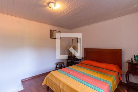 Casa à venda com 350m², 6 quartos e 6 vagasCasa de Hóspedes