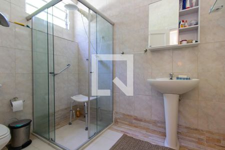 Casa à venda com 350m², 6 quartos e 6 vagasBanheiro Corredor