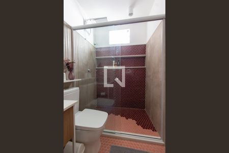 Casa à venda com 350m², 6 quartos e 6 vagasBanheiro Suite 2