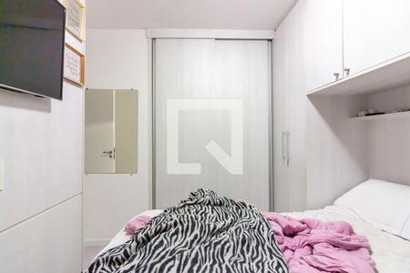 Quarto 1 de apartamento à venda com 2 quartos, 52m² em Jardim Roberto, Osasco