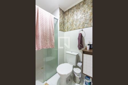 Banheiro  de apartamento à venda com 2 quartos, 52m² em Jardim Roberto, Osasco