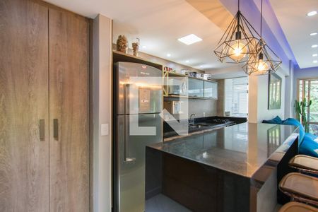 Apartamento para alugar com 92m², 3 quartos e 2 vagasCozinha e Área de Serviço