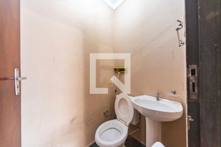 Casa à venda com 175m², 2 quartos e 1 vagaBanheiro de Serviço