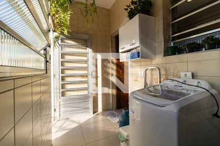 Casa à venda com 297m², 2 quartos e 3 vagasLavanderia