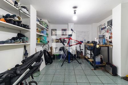 Casa à venda com 297m², 2 quartos e 3 vagasGaragem