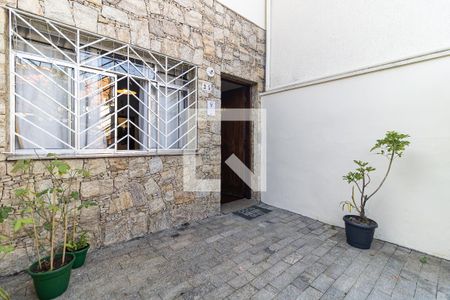 Casa à venda com 297m², 2 quartos e 3 vagasEntrada