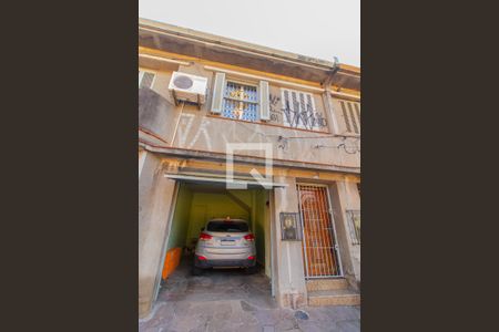 Casa à venda com 124m², 4 quartos e 1 vaga Casa à venda com 124m², 4 quartos e 1 vagaFachada